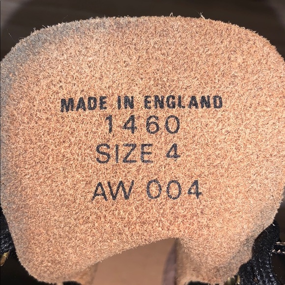 ❌SOLD❌ Vintage Dark Green and Black Dr. Martens - Picture 12 of 13